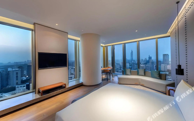 Nanjing Golden Eagle International Hotel