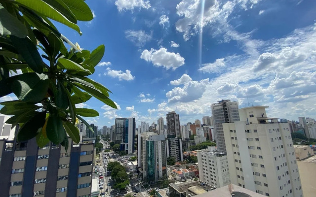 Piscina- AC- academia - Brazilian Corner