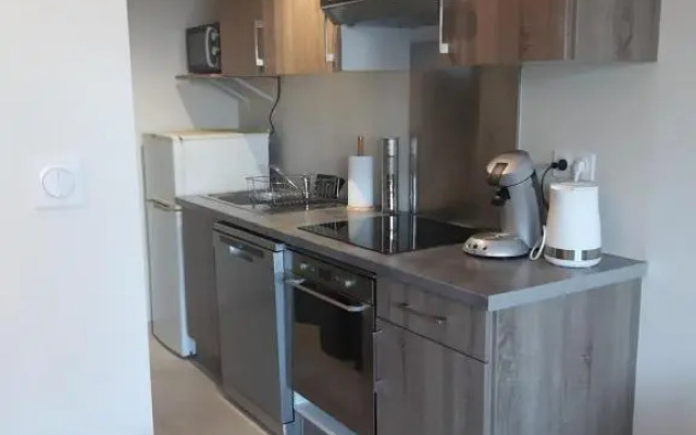 T2 calme avec vue mer et borne de recharge