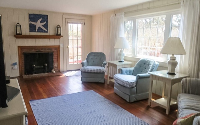 177 Cockle Cove Rd - Three Bedroom House