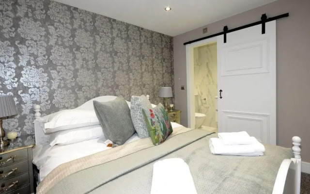 Priory Street Apartment 4