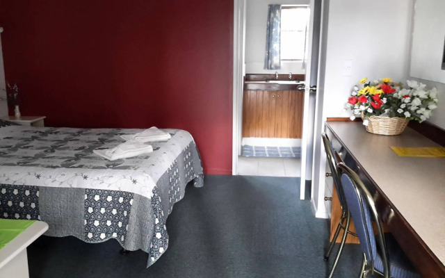 Papakura Pioneer Motor Lodge and Motel