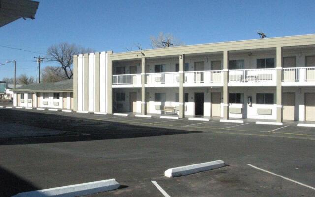 Welcome Inn & Suites