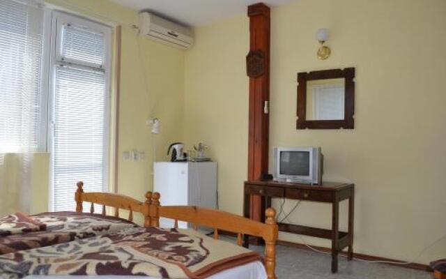 Guest House Petrovi