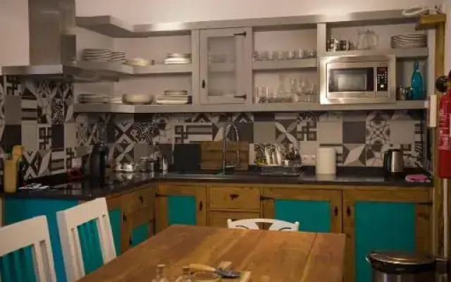 The Modern & Recycled House