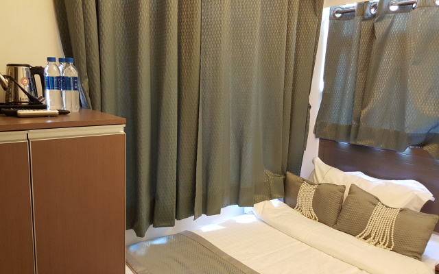 Seasons Hotel - Causeway Bay – Guest Rooms – Hong Kong