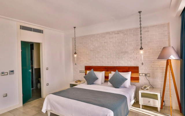 Arnna Hotel