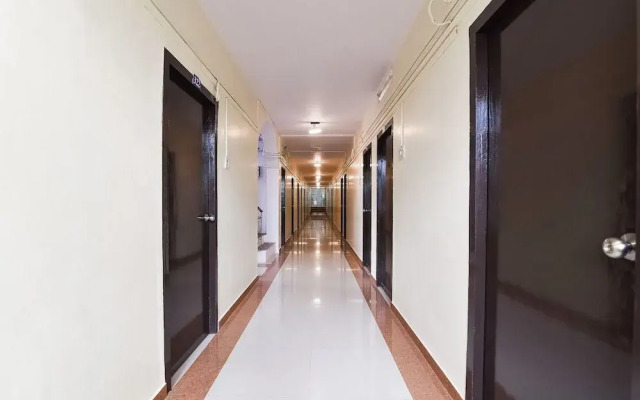 OYO Flagship 36422 Hotel Maruthi