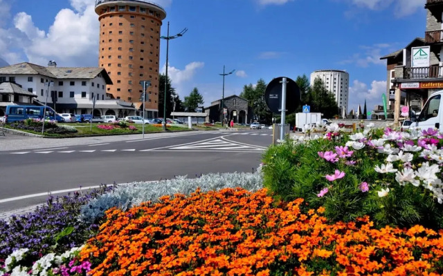 Teleo 103 Ski In - Ski Out 50m