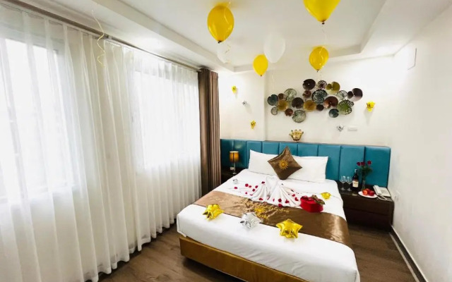239 Hotel