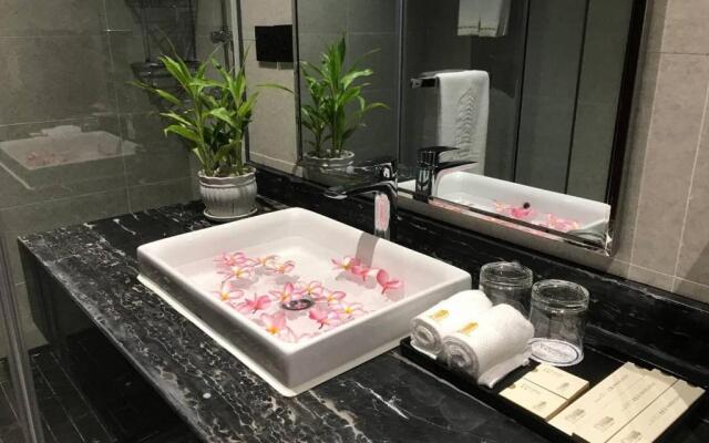 V V Hotel Battambang