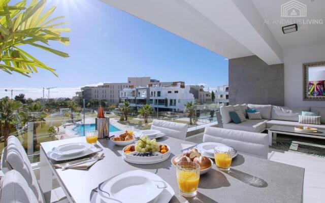 Contemporary apartment 8 min to Puerto Banus