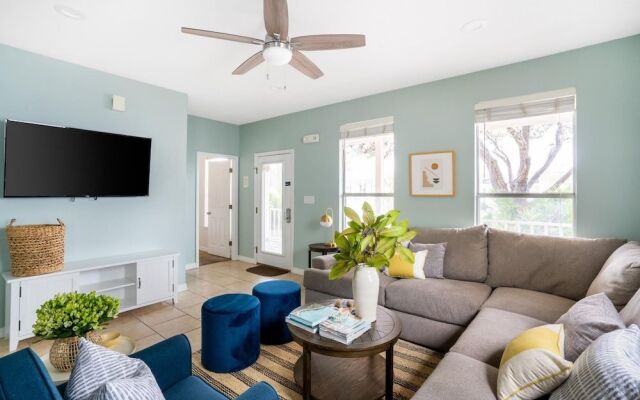 Matthew Blvd - Marina