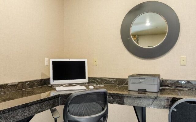Cobblestone Hotel & Suites - Gering/Scottsbluff