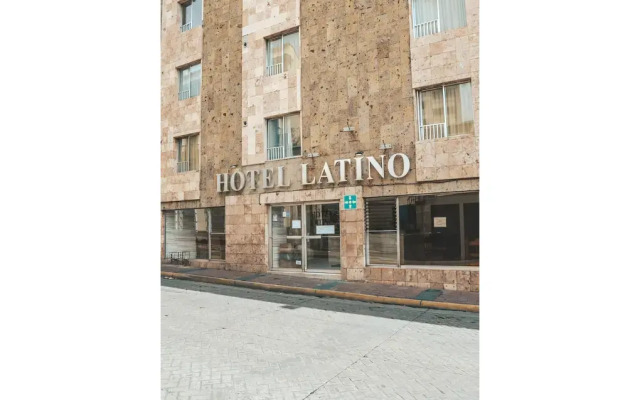 Hotel Latino