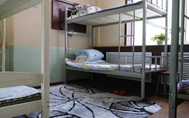 Luyou Tribe Youth Hostel