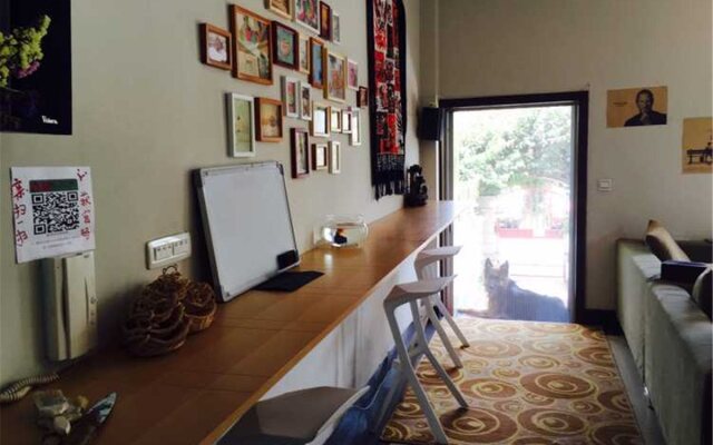 Kunming Nest Villa Inn