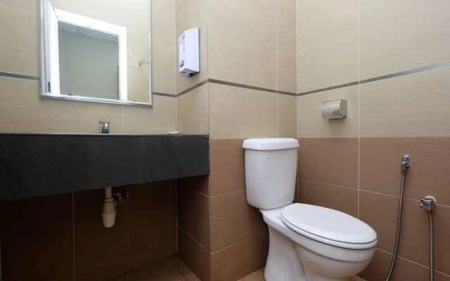 OYO 44023 Mehram Hotel