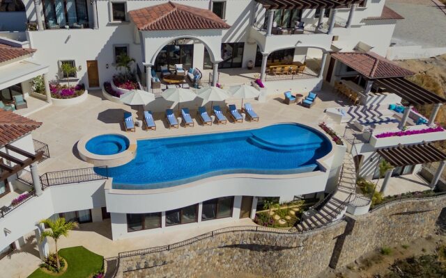 Villa With Sweeping Ocean Views From Pedregal: Casa Stella