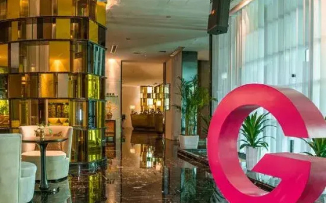 Gallery Hotel