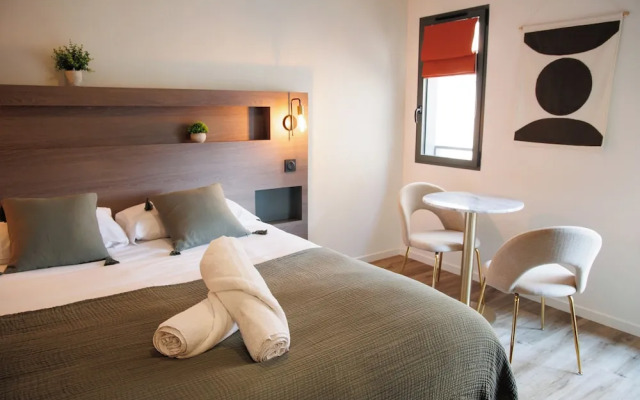 Appart'hôtel Le Corot - Accès Autonome