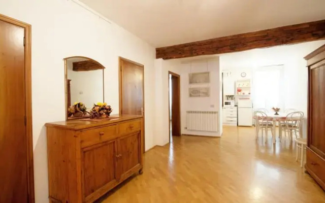 Rio della Verona APT B