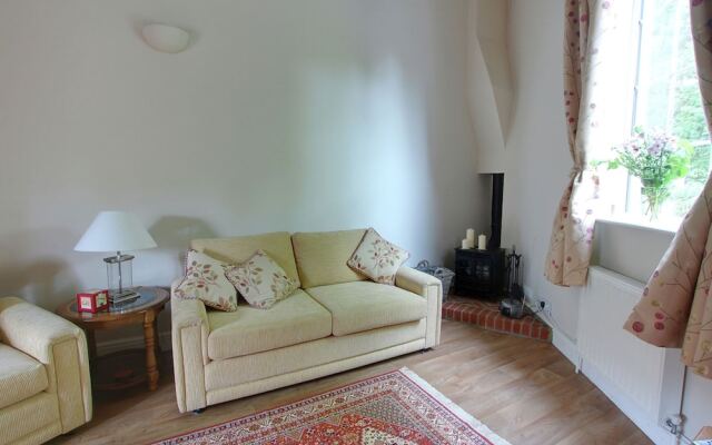 Ideal 2-bedroom Holiday Home in Goudhurst With Balcony