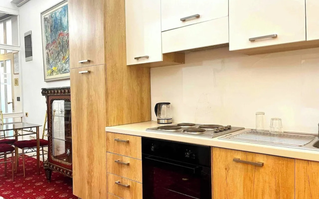 Luxury Family Residence With Free Parking