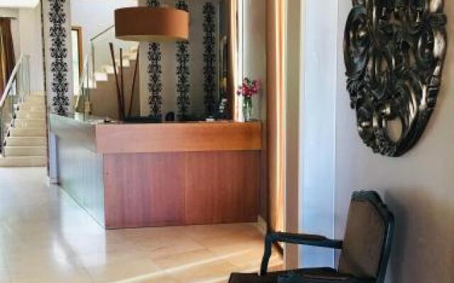 Hotel Av Apartamentos