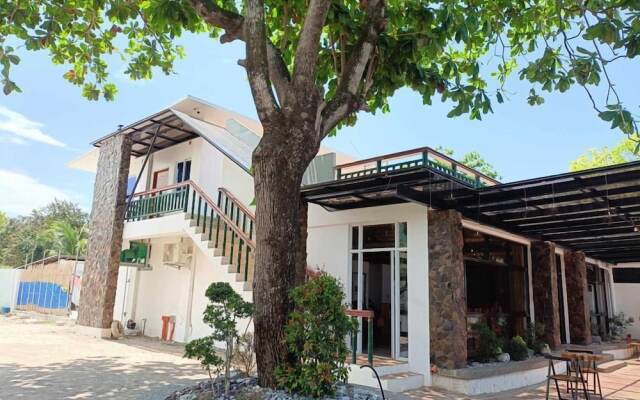 The Blessed Purple Bamboo Beach Resort