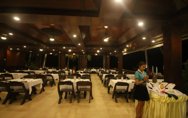 Phangan Bayshore Resort