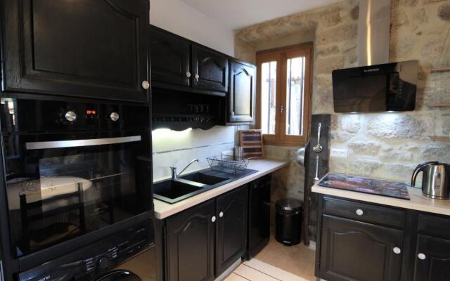 Le Pressoir De La Deveze