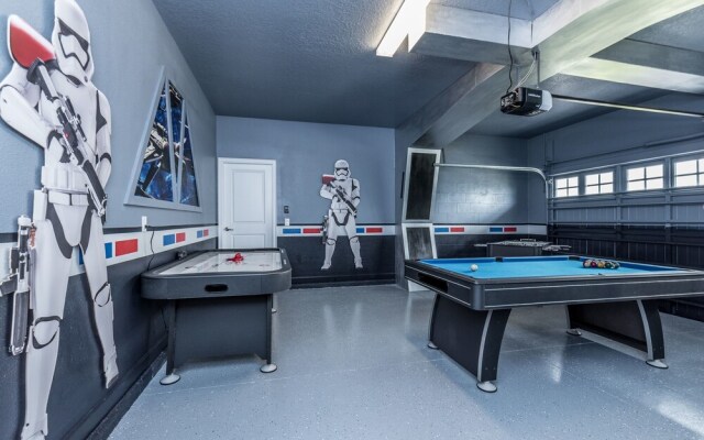 1662 Moonvalley Drive