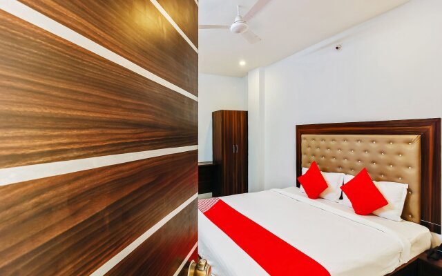 OYO 29131 Hotel MN Grand