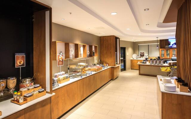 SpringHill Suites by Marriott The Dunes On Monterey Bay