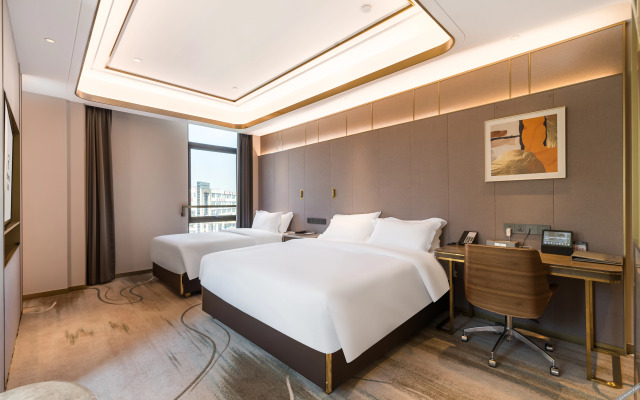 Huzhou Junchen Rezen Hotel