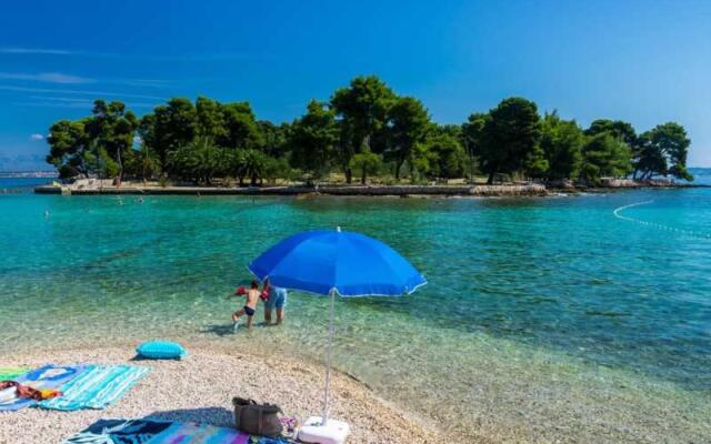 Studio apartment Marčelina