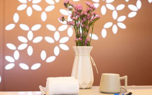 LAVANDE HOTELS Jingzhou First People's Hospital – Wuyue Plaza Branch – Guest Rooms – Jingzhou