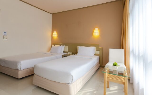 Pinnacle Lumpinee Park Hotel