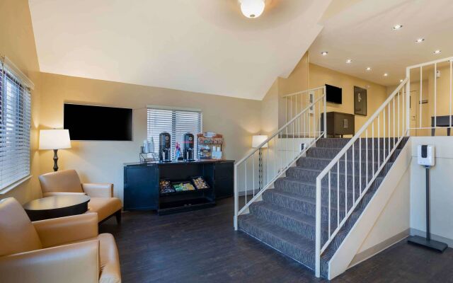 Suburban Studios Brentwood – Nashville