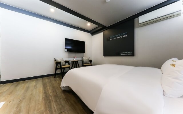 Daejeon Hotel Bon