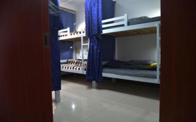 Zhangjiajie Fly Youth Hostel