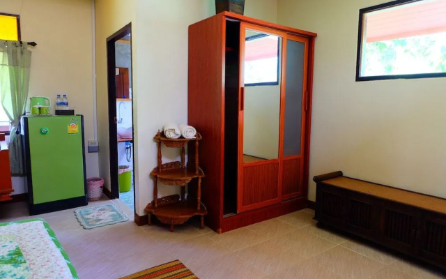 Malee's Nature Lovers Bungalows
