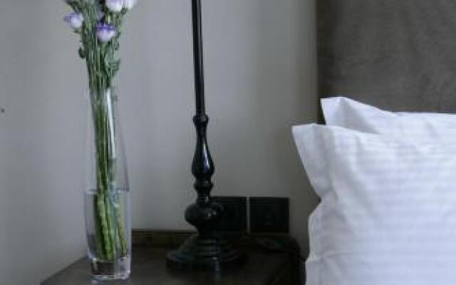 Mosaic Venetian Harbour Suites