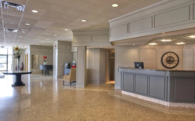 Waterloo Inn Conference Hotel