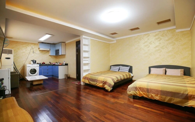 Danyang Ondal Motel