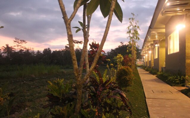 Villa Sawah Gondang Legi