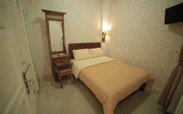 Watusaman Homestay By The Grand Java