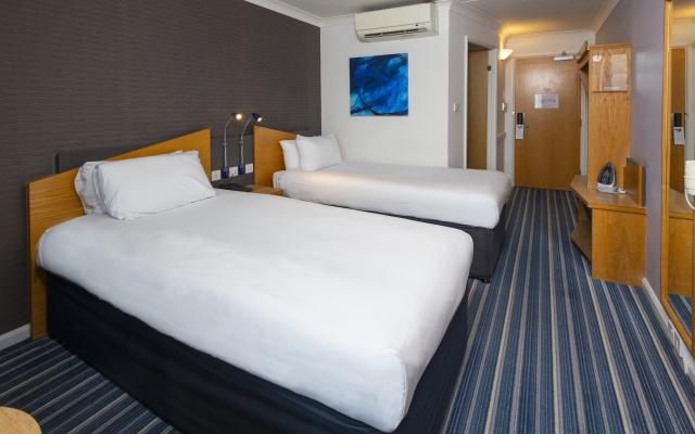 Holiday Inn Express Birmingham - Snow Hill by IHG
