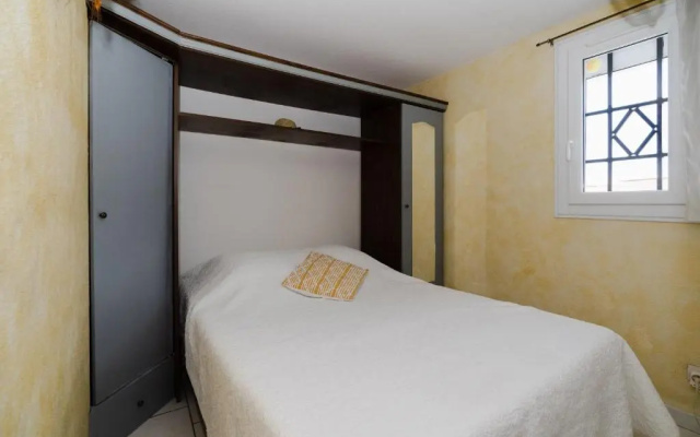 RB43-3 Pavillon climatisé pour 5 personnes GRUISSAN AYGUADES